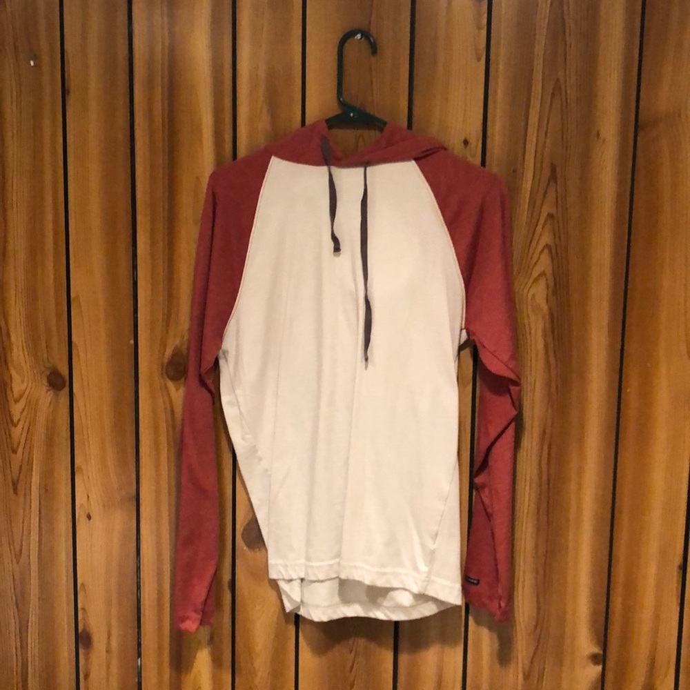 dakine long sleeve shirt with hood